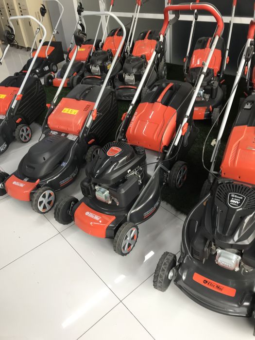 Газонокосилка OLEO-MAC K40p 1300w (550kvm)