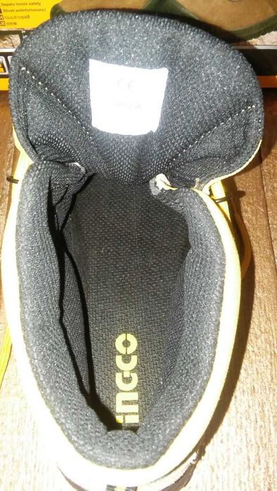 Ботинки 43 размер. Новые