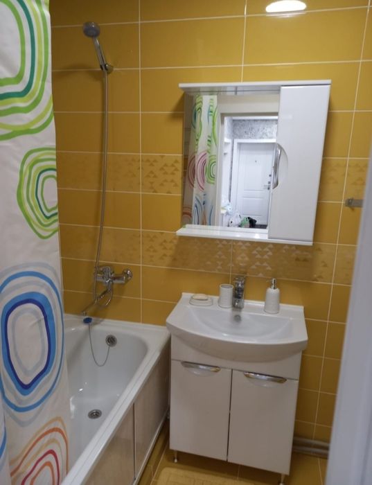 Сдам  2-х ком. квартиру в Центре.