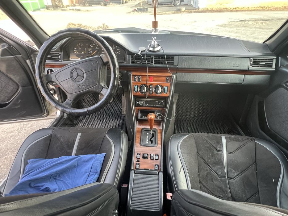 Продам Мерс Е 250