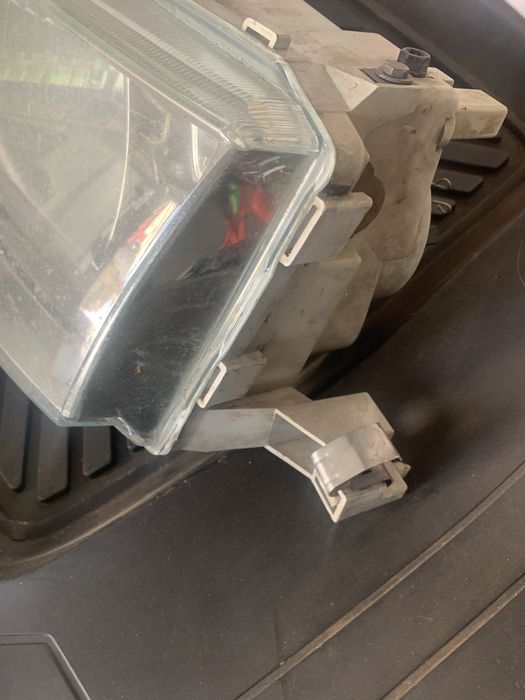 Vand far dreapta Skoda octavia 1