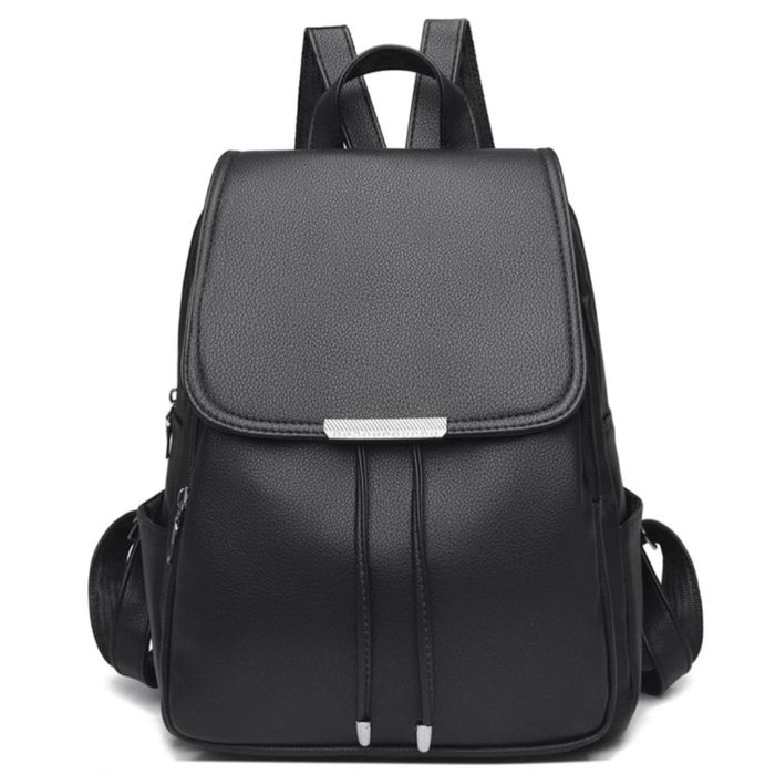 Голяма черна кожена раница