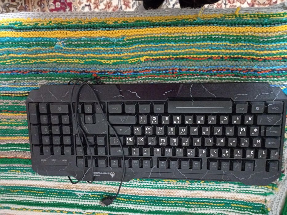 Продам компьютерный кейс "Cool master"