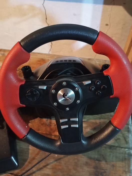 Игровой Logitech Formula Force EX