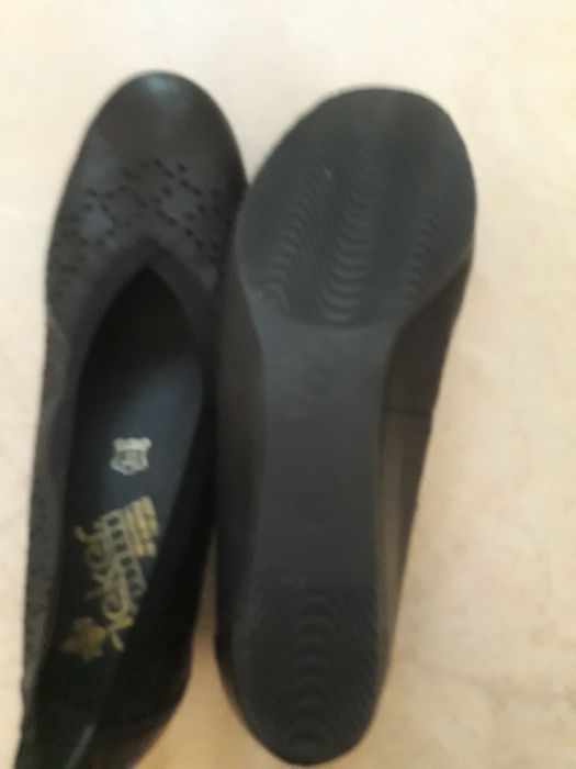 Туфли женская туфельки