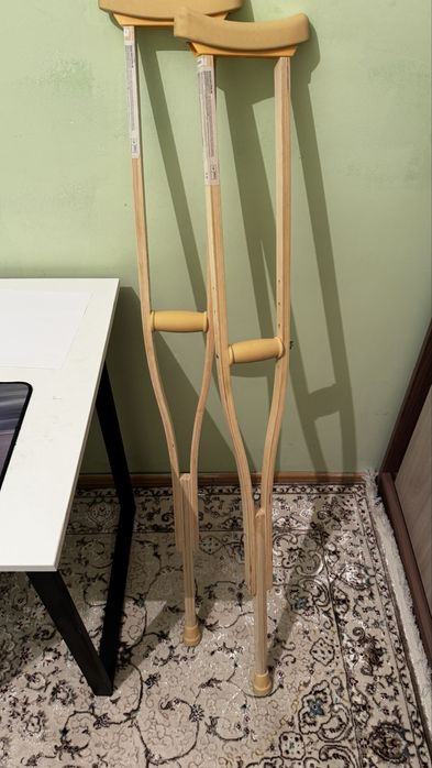 Костыли новый почти аз колдынылған