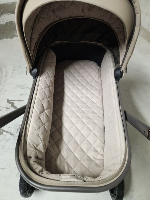 Venicci Upline Limited edition бебешка количка