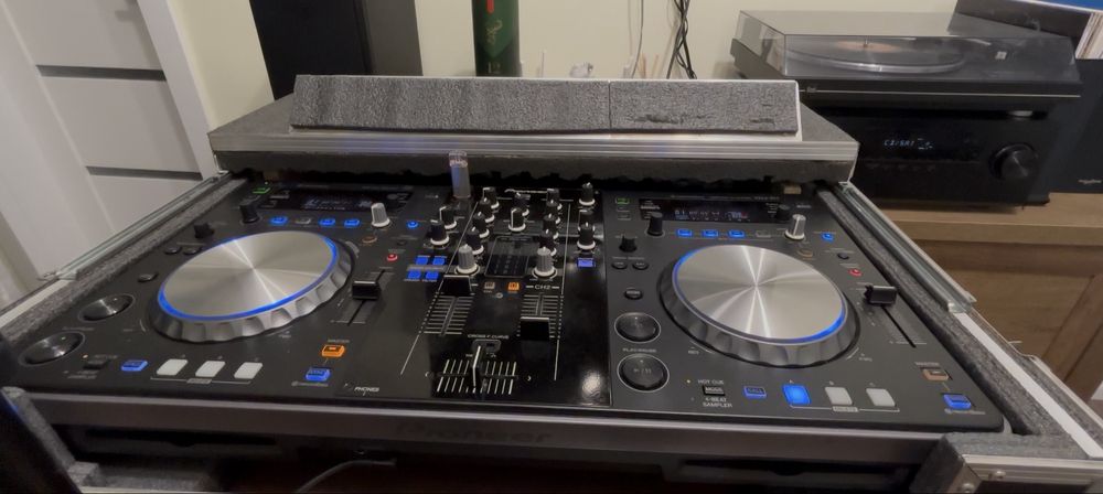 Pioneer XDJ-R1 –Controller standalone complet, perfect funcțional+case