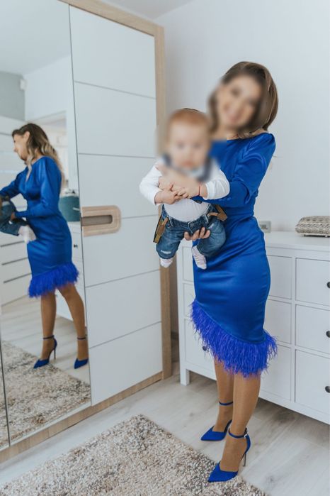 Rochie cu pene marime xs-s