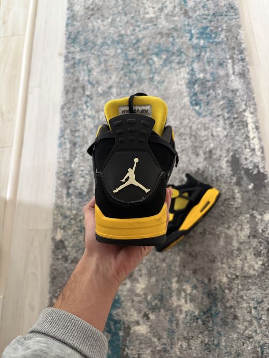 jordan 4 yellow thunder