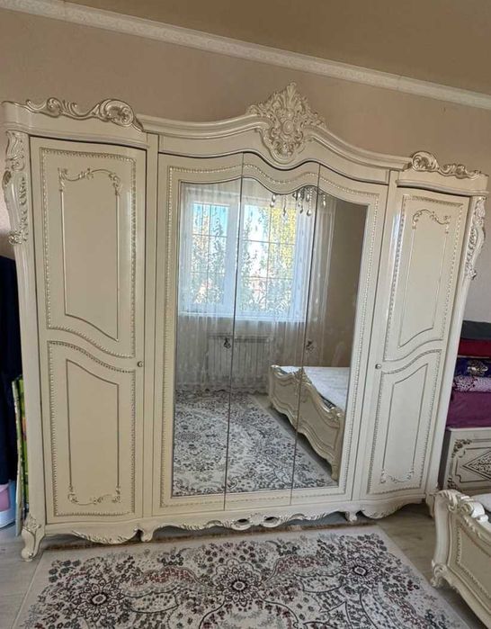 Продам спальный гарнитур «Джаконда»