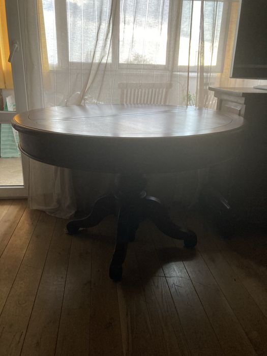 Трапезна маса от масив- магагон разтегателна