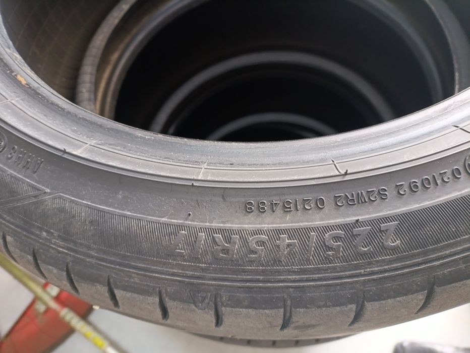 Летняя резина ,Dunlop на 17