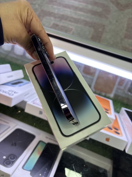 Продам iphone 14 pro