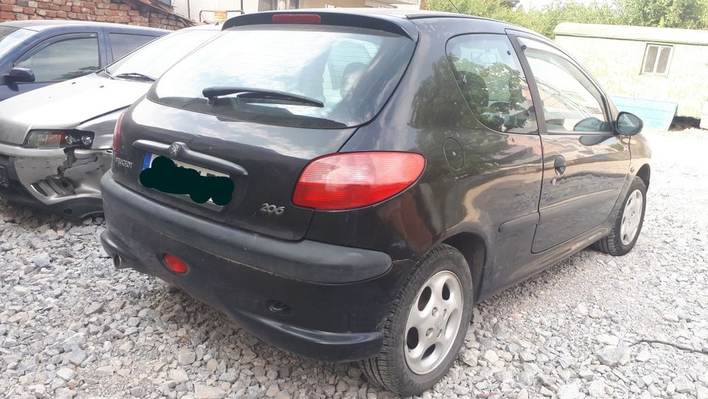 Peugeot 206 на части