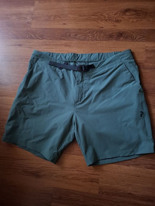 Peak performance мъжки къси панталонки 2XL размер.