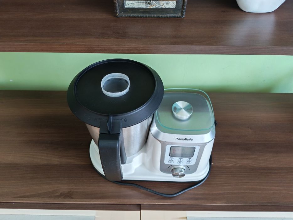 Robot de bucatarie multifunctional