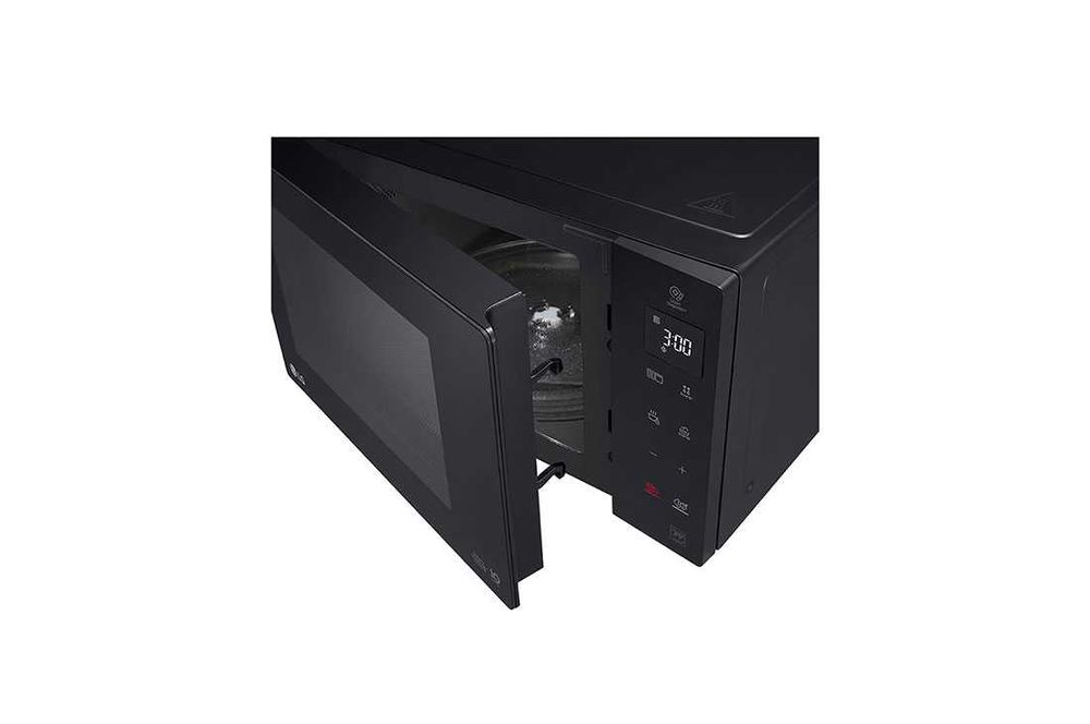 Микроволновая печь с грилем и технологией Smart Inverter