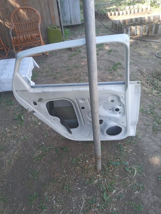 Дверь оригинал автомобиля Поло