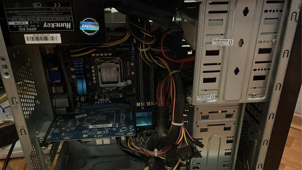 Офисный компьютер