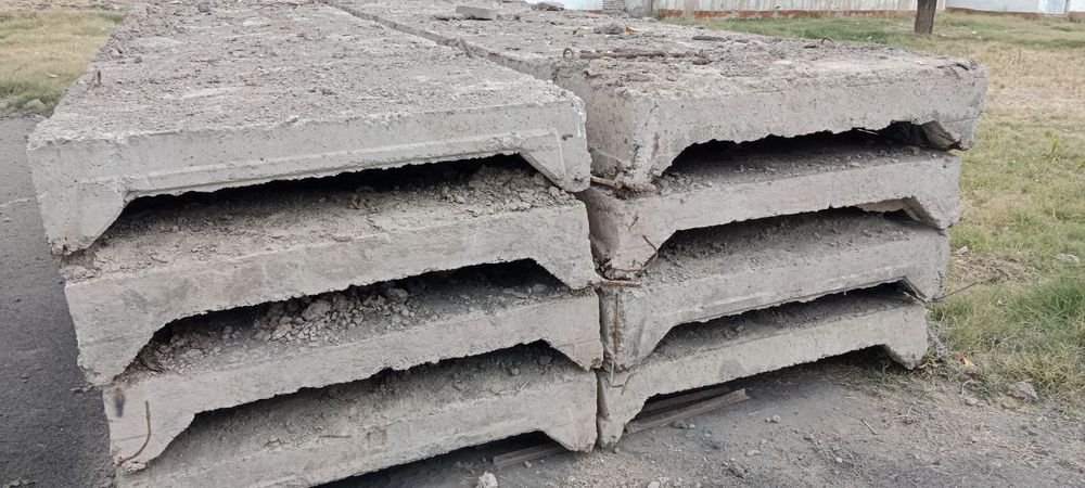 Плита срочно сотилади