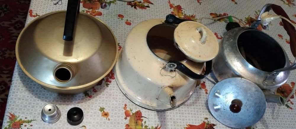 3 различни чайника от 1980-84г
