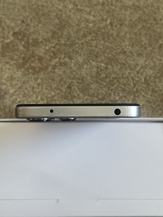 Продам телефон REDMI 12 256gb