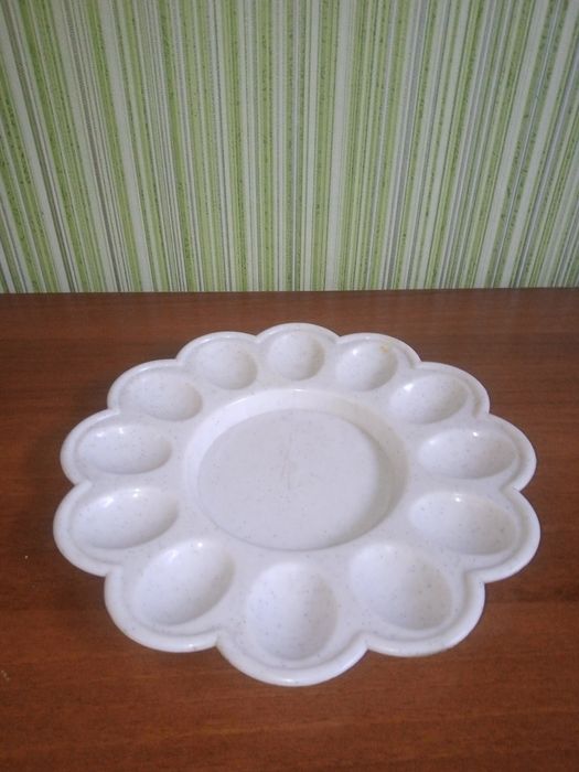 Продам посуду для яйца за 500тнг.