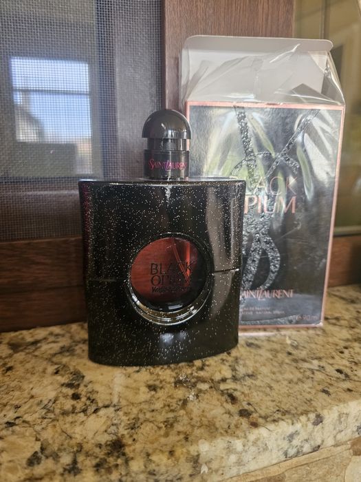 Parfumuri mai multe modele