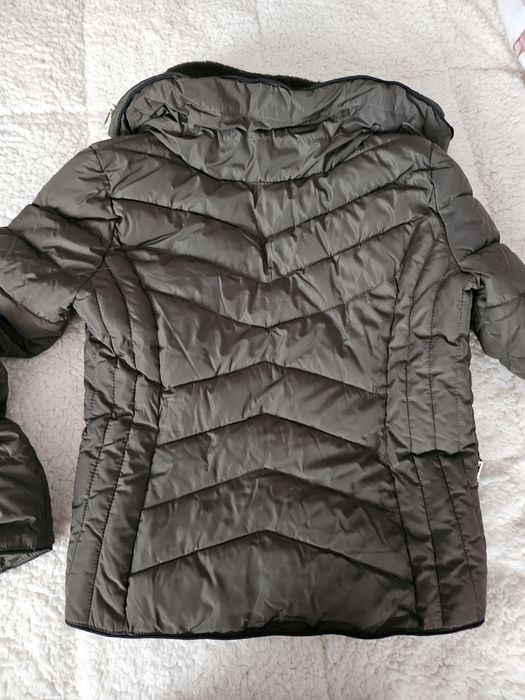 Топло зимно яке в зелен цвят