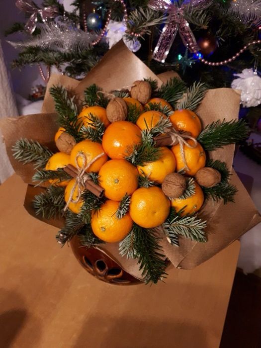 Свежий букет из мандаринов