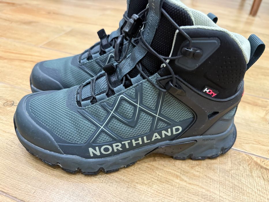 Трекинговые ботинки Northland
