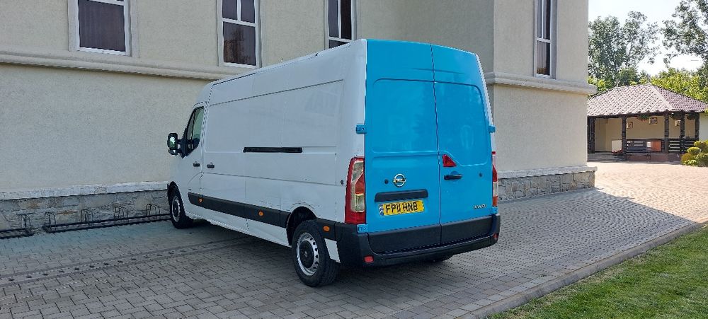 Opel Movano din 2012 motor 2.3 Volan pe dreapta