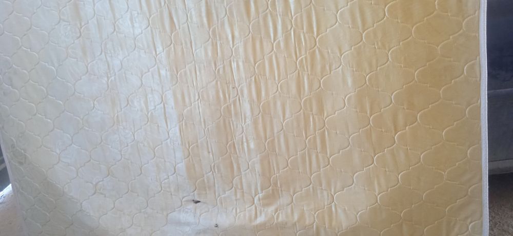 Кровать, матрас, комод