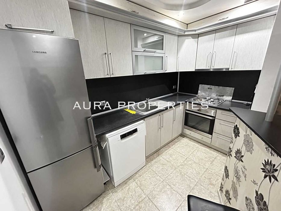 Дава се под наем Двустаен апартамент в Разград, Лудогорие - 64 кв.м за 331.5 € - Снимка #2