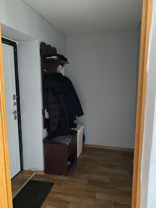 Продается 1 ком кв 2 школа