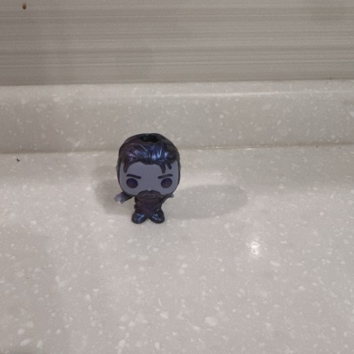 Киндер джой strange things фигурки