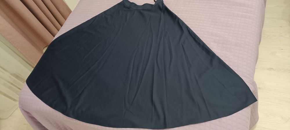 Продам женскую юбку