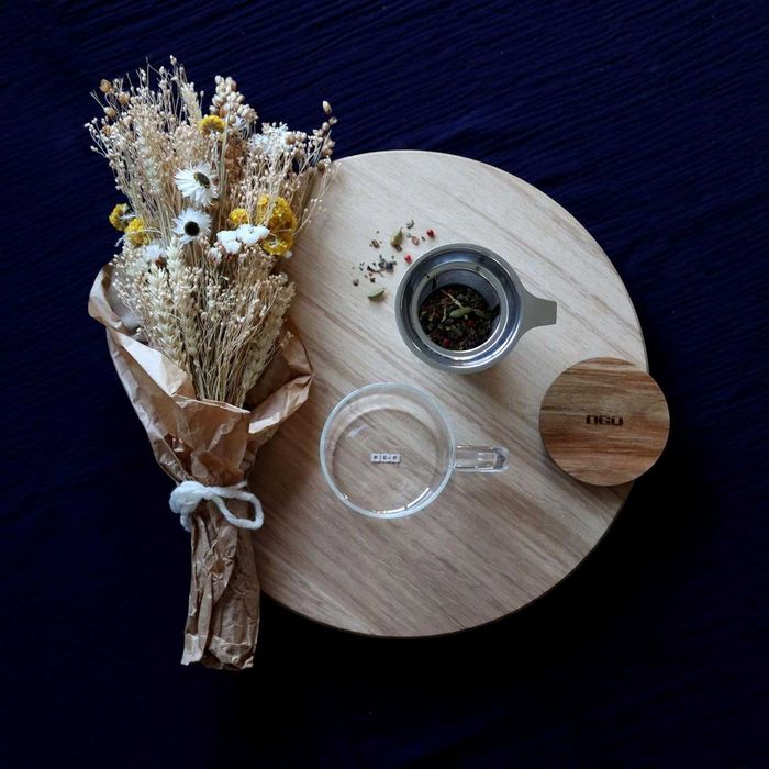 OGO LIVING 300мл Стъклена чаша за чай и капак от акациево дърво