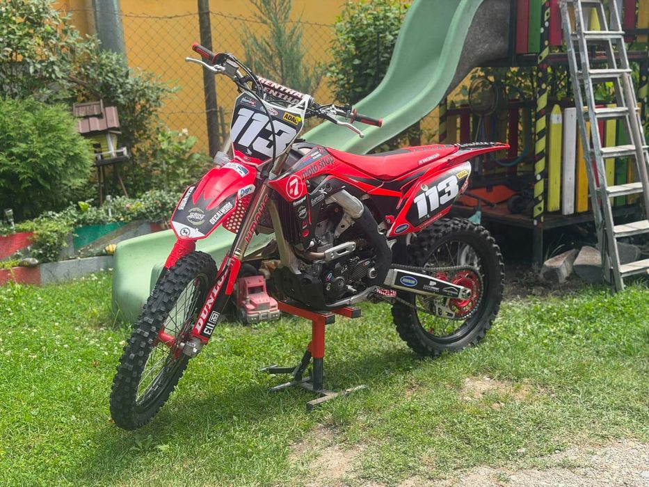 Vând hinda crf 250 cc 2020