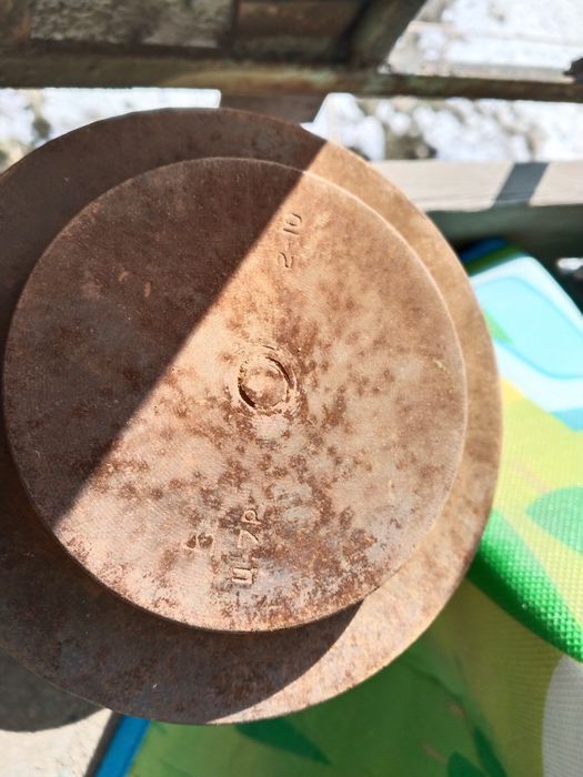 Продаем  гантель б/у