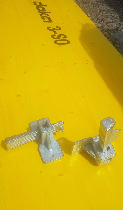 Blocatori zincati cu pana, cleme, fluturasi cofraj, broscute cofraj