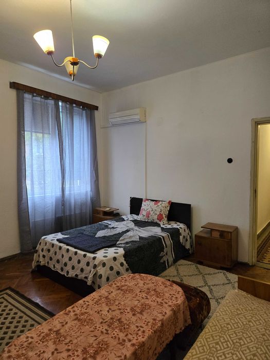 Кантора Триумф дава под наем гарсониера в централна част на Казанлък