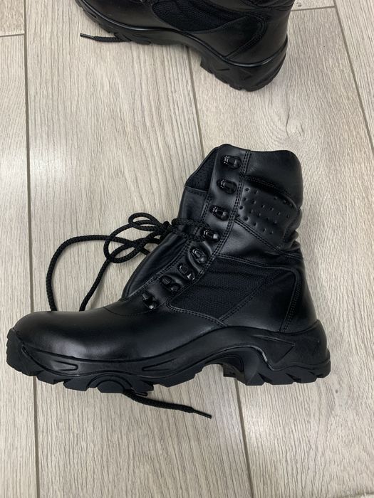 Продам берцы новые 40 размер