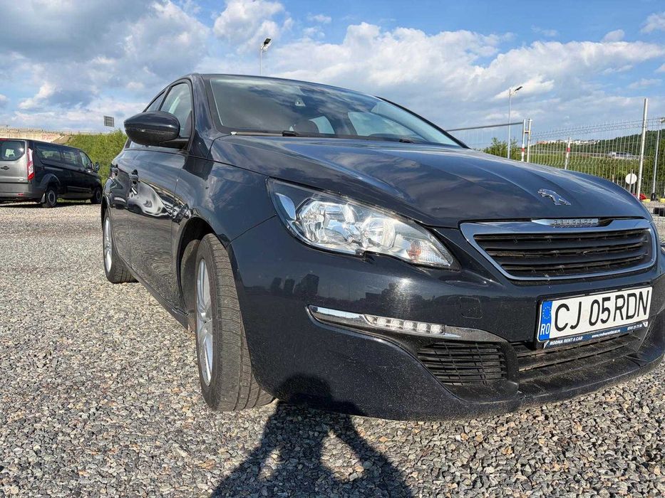 vand PEUGEOT 308  an fabricatie 2017,170 000 km,  euro6 ,pret 7000 euro