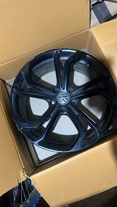 Jante originale VW Golf 7.5 GTI TCR 19”-stare excelenta, fara defecte