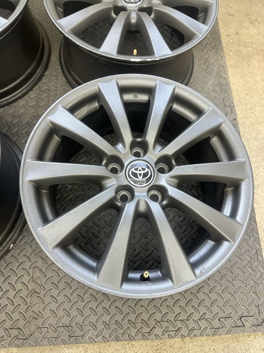 17-цола 5х114.3 - Toyota - Avensis-Auris-C-HR-Rav 4 - Prius-Verso и други