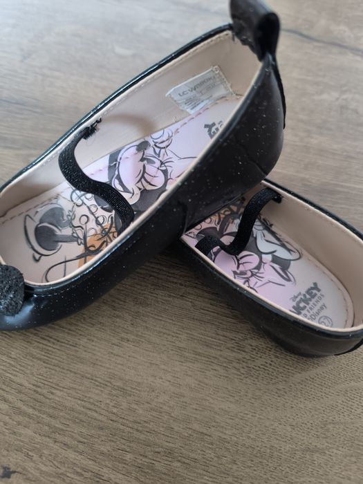 Обувки за момиче