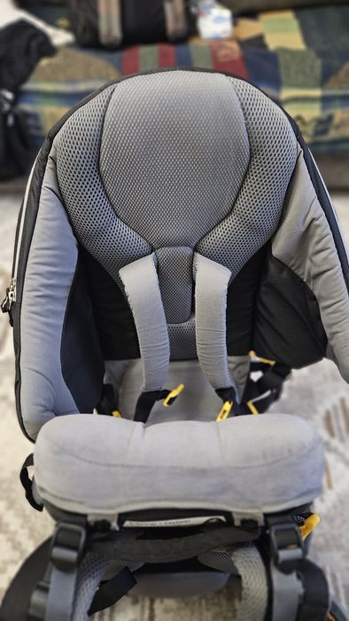 Rucsac / Ghiozdan Deuter Kid Comfort 3 – port bebe / transport copil / trekking / drumeții