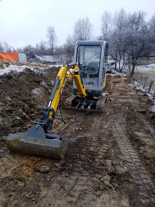 Miniexcavator Buldoexcavator Bobcat Mini incarcator utilaje